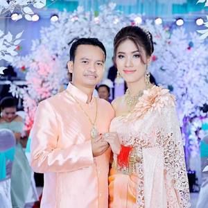 Meet your Posher, Thoem